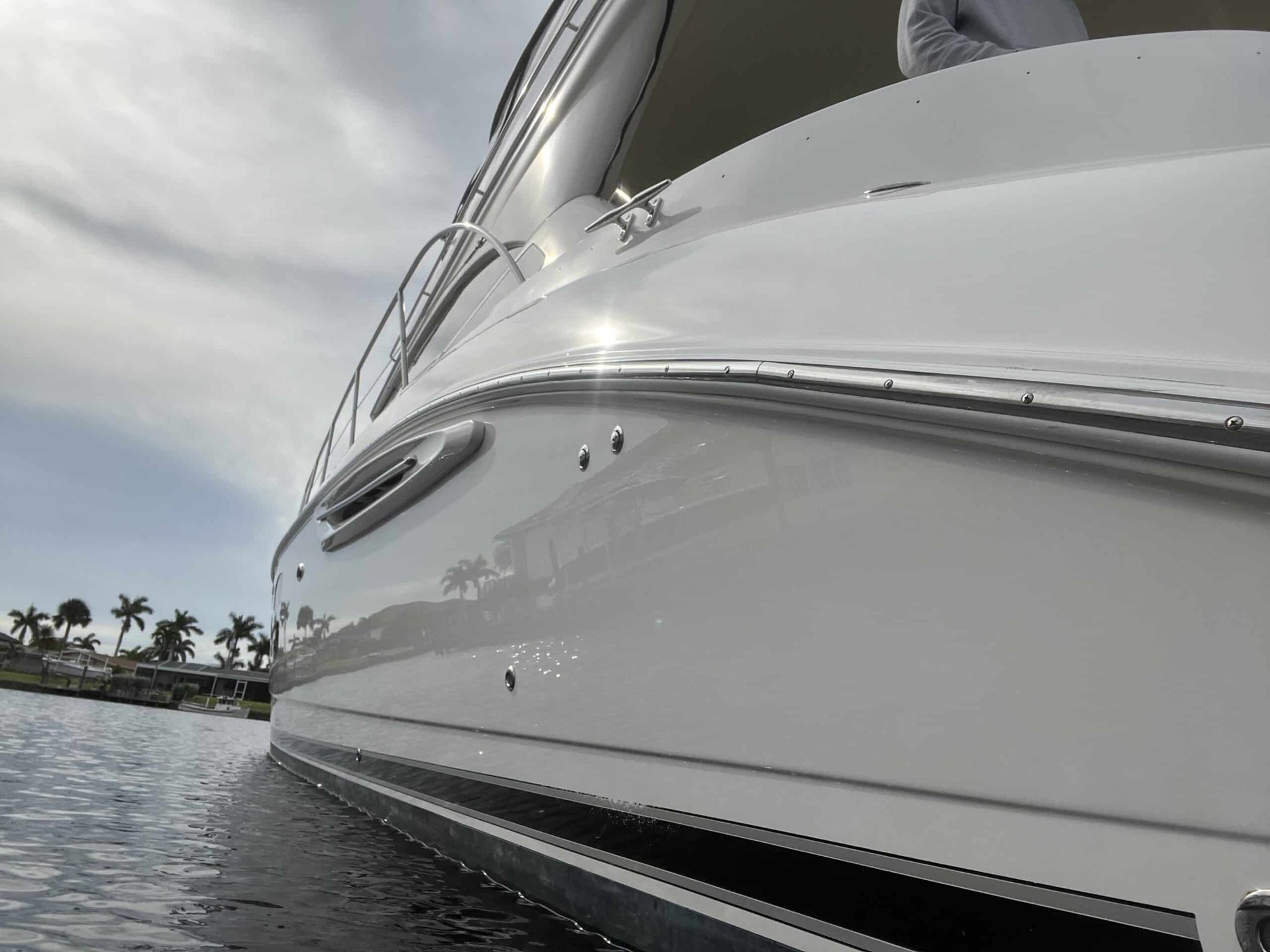 Glossy hull at the waterline