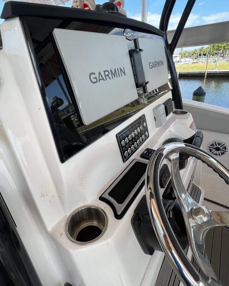 Garmin helm console