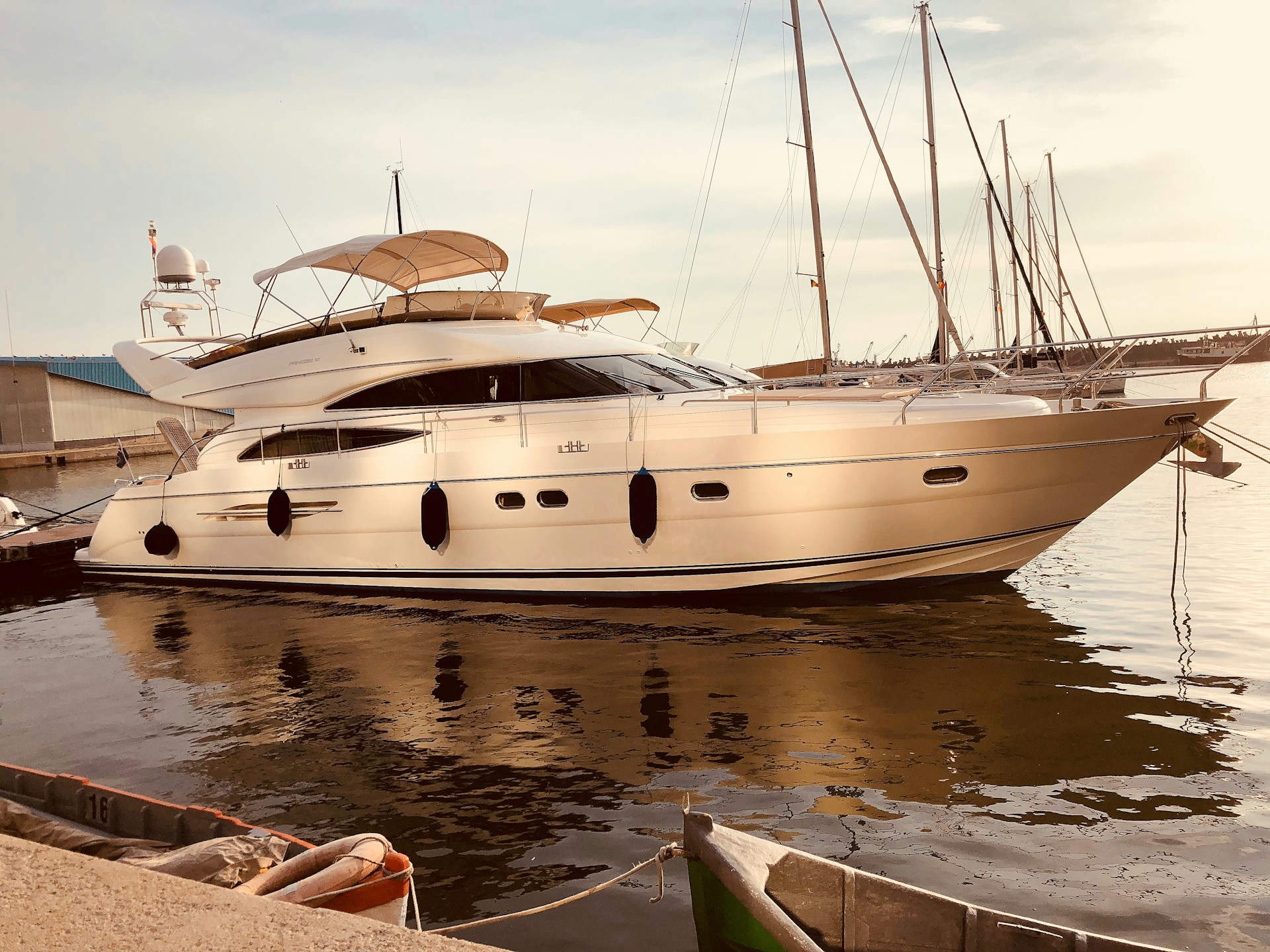 yacht detailing