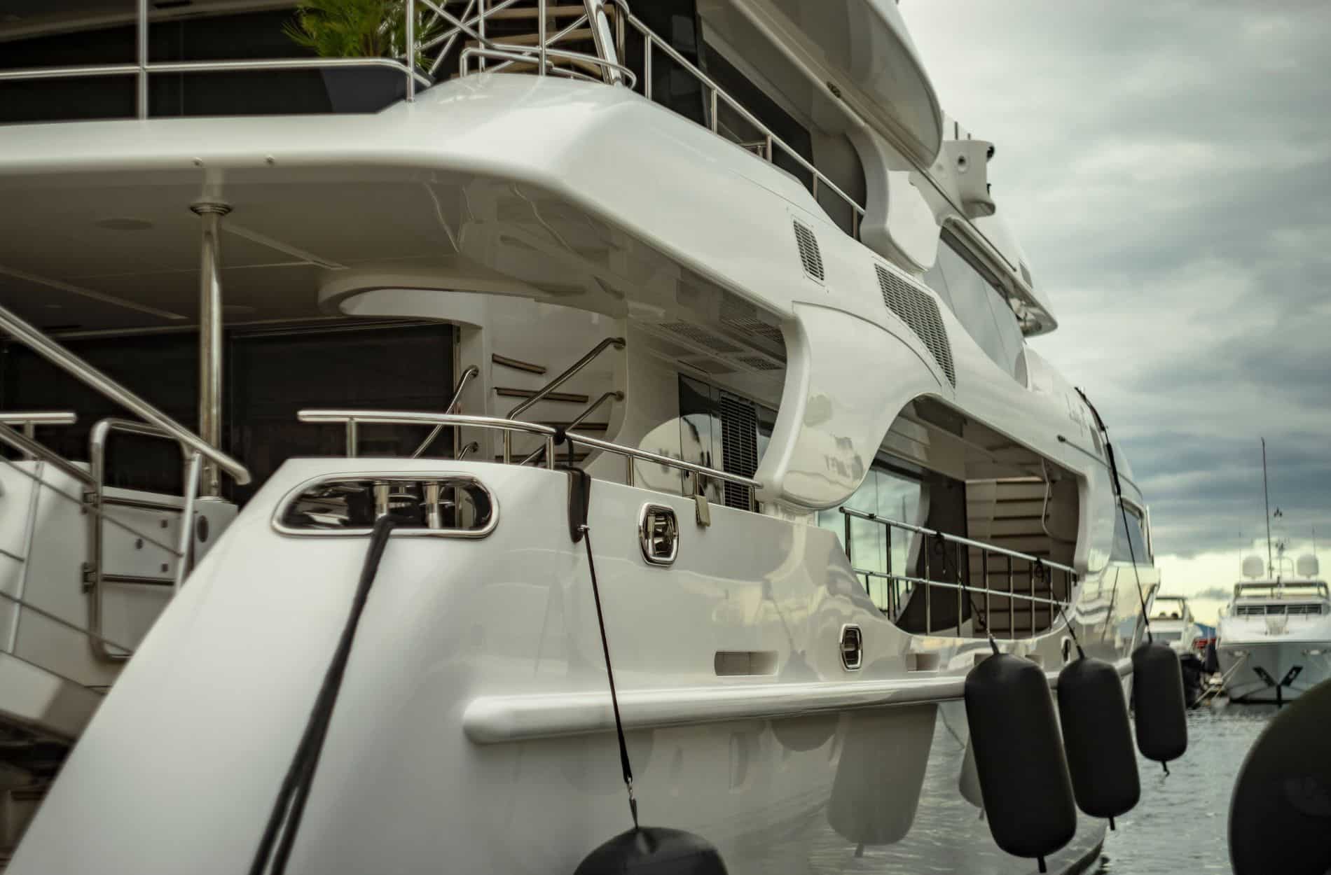 yacht